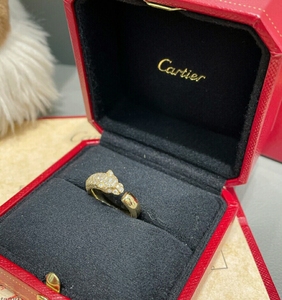 卡地亚豹子头戒指