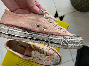 脏脏帆布鞋37码 偏远地区不包 二手商品不退不换