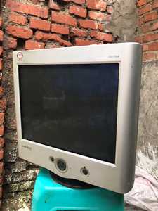 neso电脑显示器td770a sony特丽珑显像管