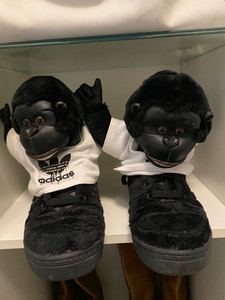 阿迪达斯三叶草限量版猩猩波鞋 专柜正品 有岁月痕迹·收藏者福