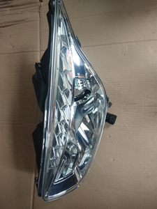 奔腾x80大灯原厂拆车大灯总成高配低配原装大灯卤素氙气led