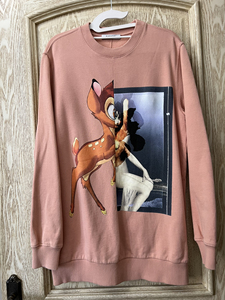 正品givenchy纪梵希小鹿卫衣,正常穿着,挺新的,没有任