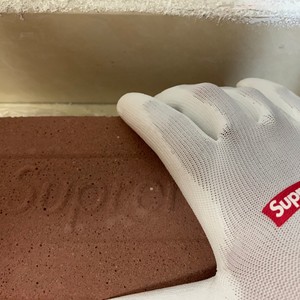 supreme砖头 板砖 砖块