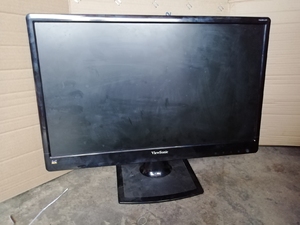 优派va2206一led显示器,21.5寸薄款,屏幕左边起9