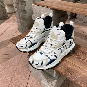 valentino  华伦天奴 男士vltn老爹鞋