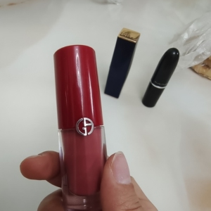 阿玛尼小胖丁506唇釉豆沙色