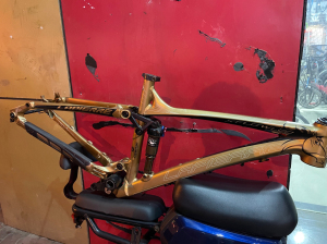 拉皮尔lapierre 拉皮尔软尾车架