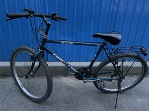 大名精典阿米尼26寸钢架山地自行车,横52竖梁47,闲置转让