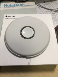 apple watch 磁力充电基座 苹果手表充电底座