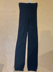 优衣库，超保暖裤子，140cm，黑色