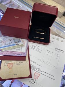卡地亚love窄版6钻手镯,玫瑰金,17号,19年全套带发票