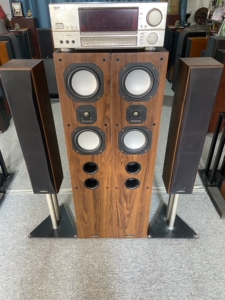 cav凯旋2号家庭影院音响一套,主箱一对,双6.5寸中低音侧