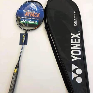 (个人转让)全新一手尤尼克斯羽毛球拍 vtzf2黑白色25磅