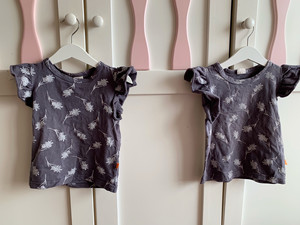 双胞胎无袖夏装荷叶边上衣,这件衣服从颜色到样式是我女儿众多上