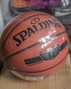 spalding斯伯丁旗舰zk超纤篮球正品tf1000铂金专