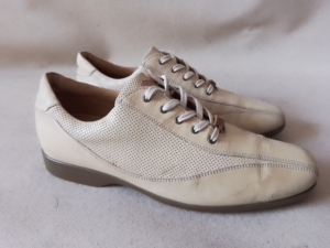 二手正品意大利bomy 宝威休闲皮鞋7.5码,相当国内42码