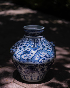 克勤堂 元青花云龙缠枝牡丹纹兽耳大罐