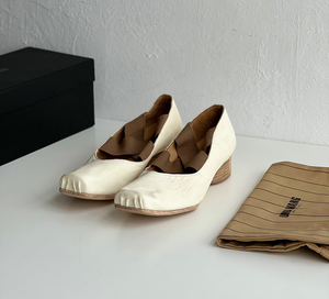 uma wang 暗黑小众系列纯手工芭蕾舞鞋—是女性自然身体