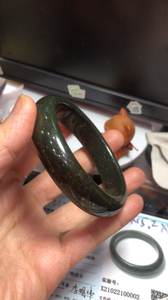 新疆和田玉青花底青玉闪金星手镯60