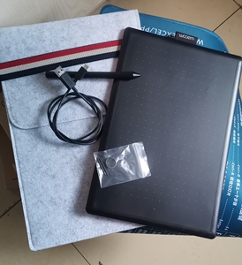 wacom登宇专卖店天猫wacom数位板影拓和冠手绘板电脑手写板输入板