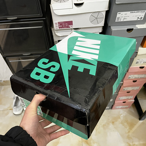 出aj1北卡蓝鞋盒 正品鞋盒 带钢印 货号cj7891 40