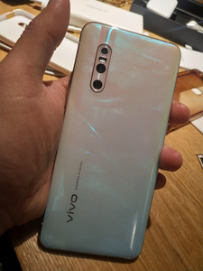 vivox27手机8g 256g运行vivo升降摄像头女生自