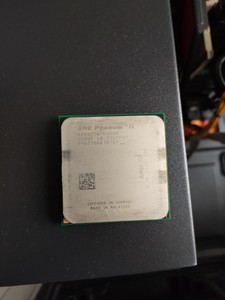 AMD羿龙2 X4 960T可开六核，开核后默频和x6 10