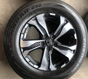 99新21款本田crv17寸轮毂,轮胎优科豪马,是22年的