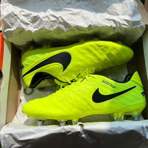 nike/耐克  传奇6 顶级袋鼠皮 sg pro 天然草