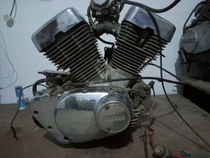 二手雅马哈天王双缸250cc 太子摩托车xv250发动机 原