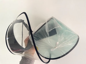 赤峰新城自取2个防护面罩透明防飞沫帽子雨水护目油烟厨房骑车具