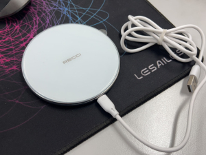 瑞思无线充电器 全新刚拆封