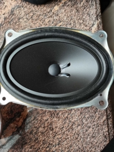 000人付款淘宝b0se音响,功放,喇叭,cd机全套,原车拆件,有需要的私聊