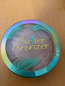 pf黄油修容bronzer色号，日期没找到，之前让朋友海淘买