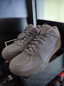 科比4代 大师之路ftb 全新原盒配件齐全