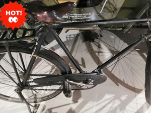 日本老富士原装精品28自行车,品相如图,有意者私聊.