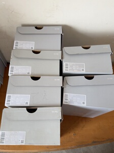 出空军一号鞋盒,货号cw2288-111