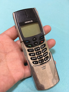 诺基亚8810手机 原装正品 诺基亚8810