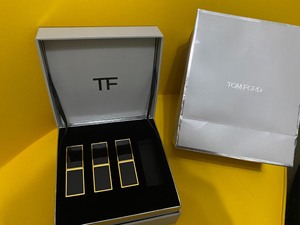 全新tf小黑管 未使用 买的4支礼盒 自己用了一只