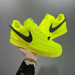 耐克爆款空军一号联名ambush男女鞋大钩荧光绿校园风休闲_阿里巴罢乙