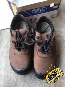 新到otter品牌劳保鞋 正码鞋 因为断码 就剩 44 咖啡