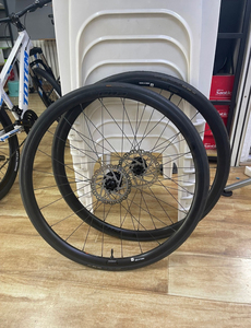 捷安特原厂pr2轮组 铝轮真空胎 胎毛都没掉骑行200公里内