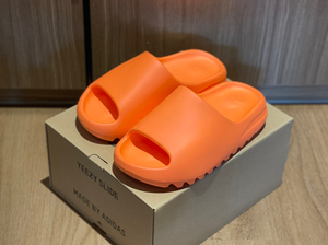 adidas拖鞋橘