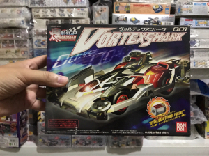 bandai万代 爆火四驱车001 002号车 火鲨福万