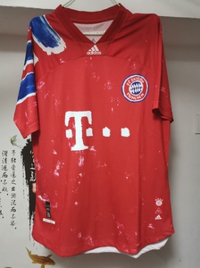 拜仁菲董联名球员版球衣,全新光板极品泰版l码,感兴趣的话点"