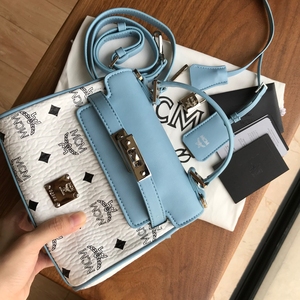 mcm白色凯莉包