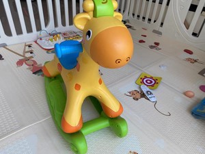 全新包邮五星玩具 欢乐小鹿摇摇车. 一车两用,有感应音乐,可