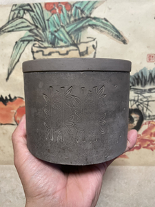 老南盆,蟋蟀盆,苏晓红早期盆身加胡敏盆盖,二大制盆名家天衣无