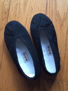 天津老美华 小元 儿童布鞋 全新的 天津买的