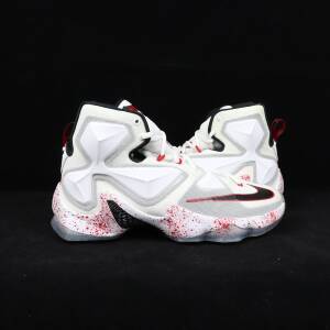 詹姆斯13万圣节